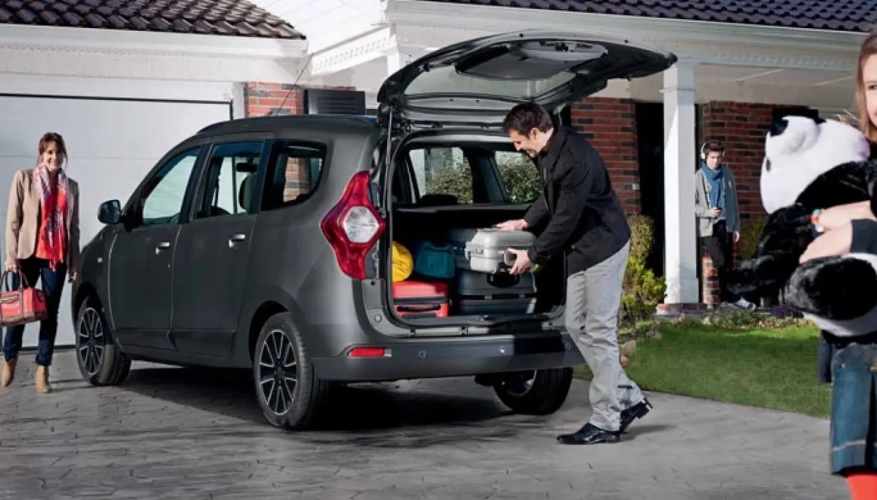 Dacia Lodgy Laureate 7 Kişilik Araç Kiralama